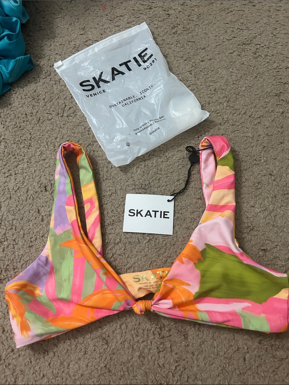 SKATIE NWT penny top in Puka